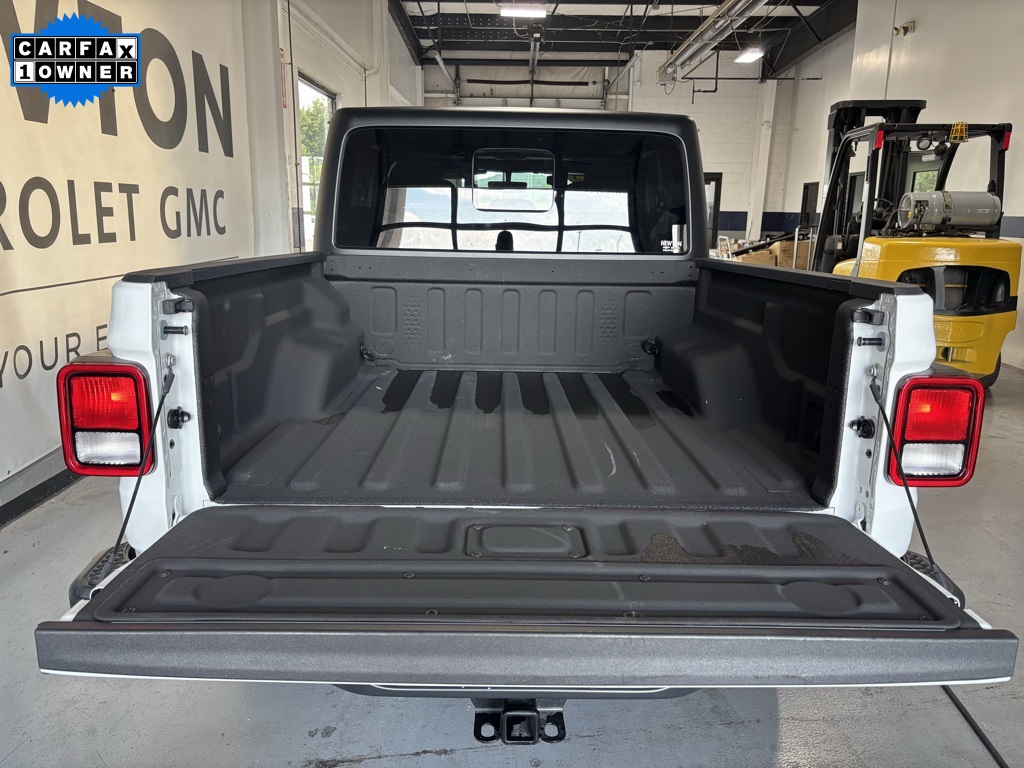 used 2023 Jeep Gladiator car, priced at $30,987