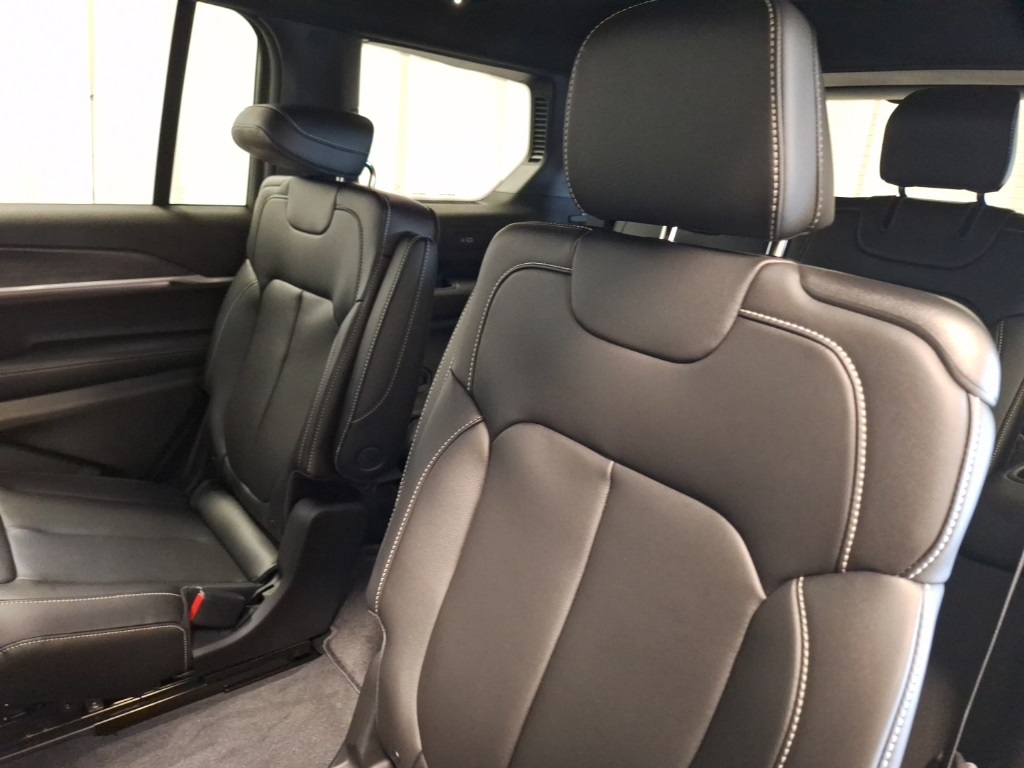 new 2025 Jeep Grand Cherokee L car, priced at $47,990