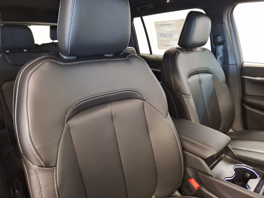 new 2025 Jeep Grand Cherokee L car, priced at $47,990