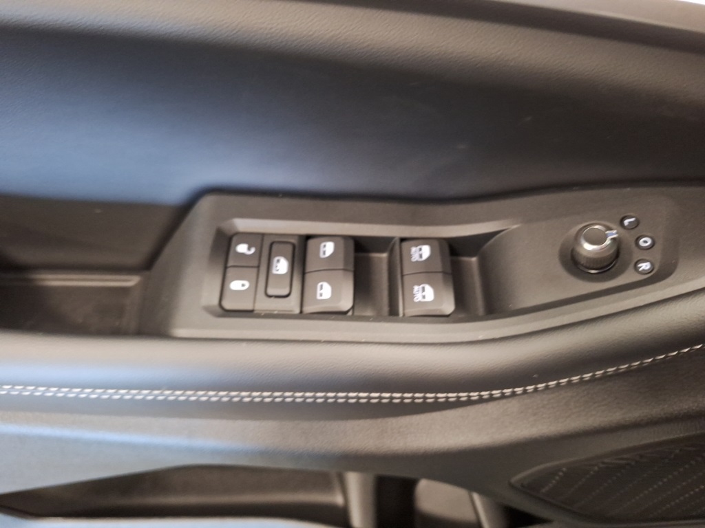 new 2025 Jeep Grand Cherokee L car, priced at $47,990