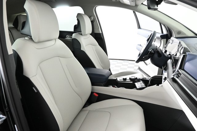 new 2025 Kia Sportage Hybrid car, priced at $33,959
