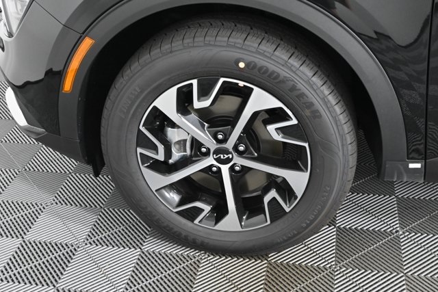 new 2025 Kia Sportage Hybrid car, priced at $33,959