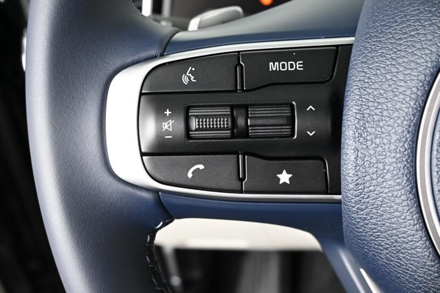 new 2025 Kia Sportage Hybrid car, priced at $33,959
