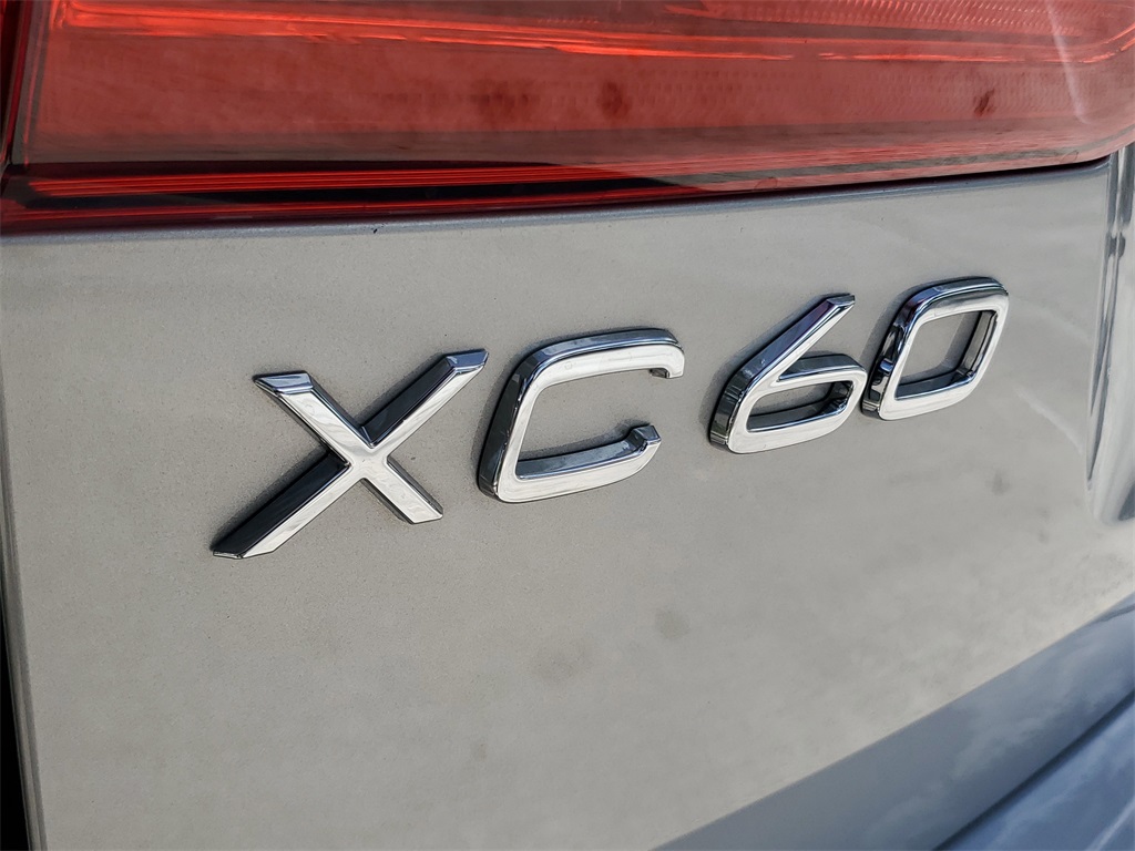 used 2025 Volvo XC60 car, priced at $39,995