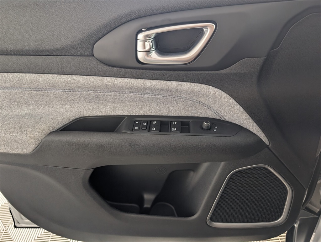 new 2025 Jeep Compass car, priced at $22,605