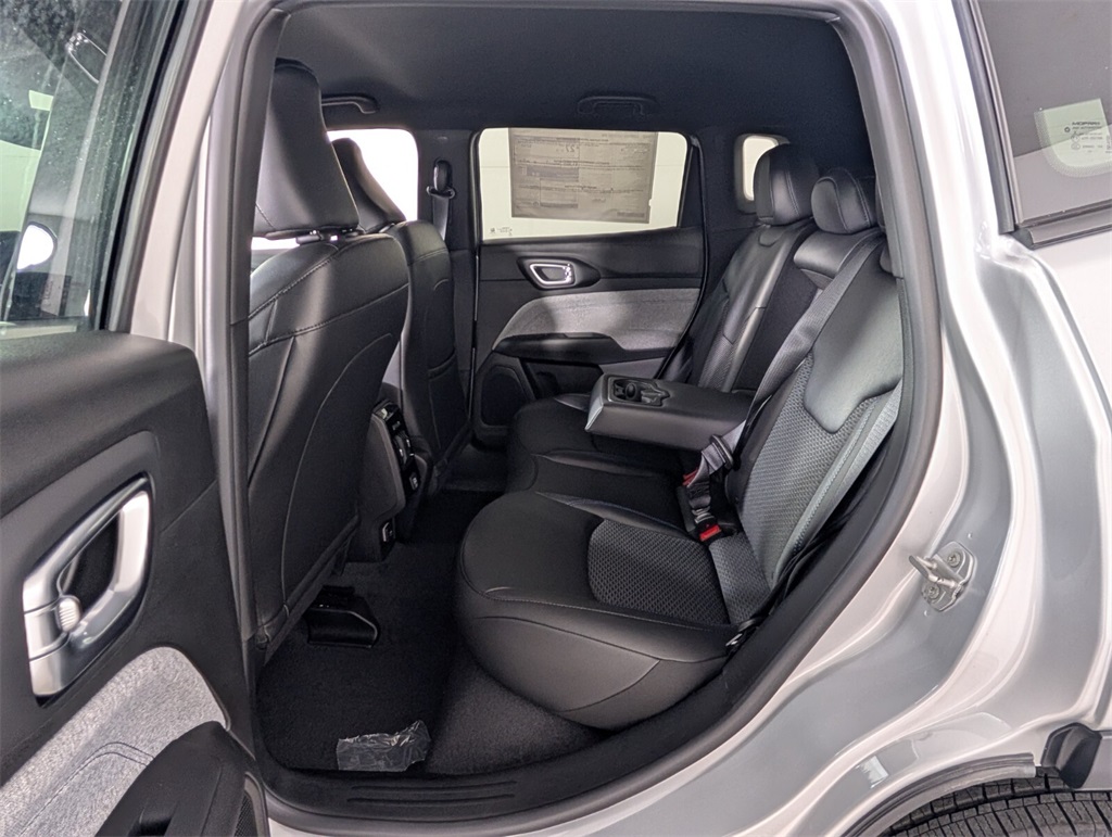 new 2025 Jeep Compass car, priced at $22,605