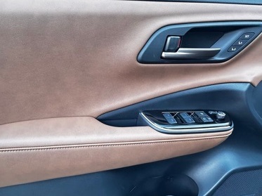 new 2025 Toyota Crown Signia car