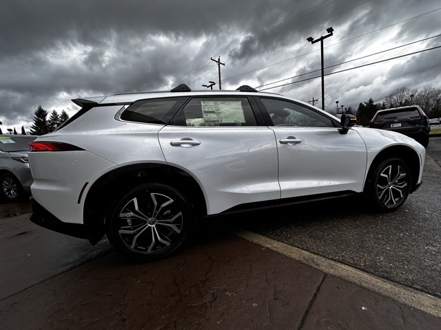 new 2025 Toyota Crown Signia car