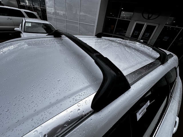 new 2025 Toyota Crown Signia car