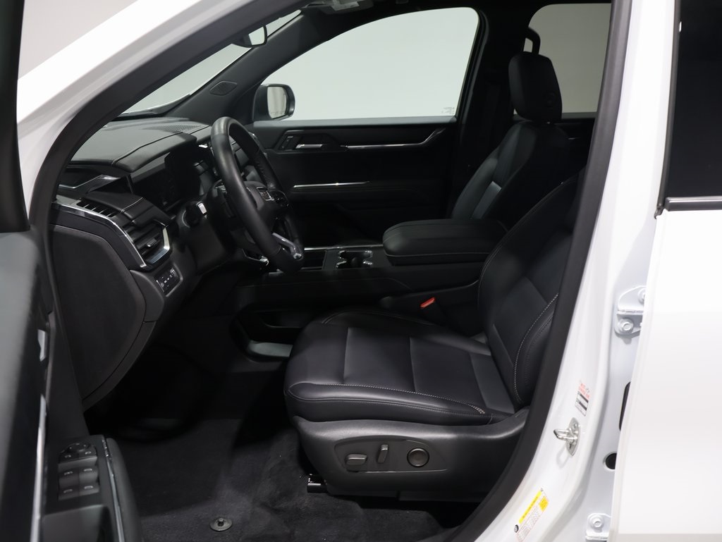 used 2024 GMC Acadia car, priced at $40,000