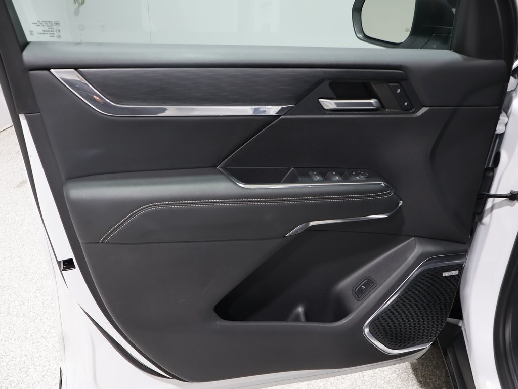 used 2024 GMC Acadia car, priced at $40,000