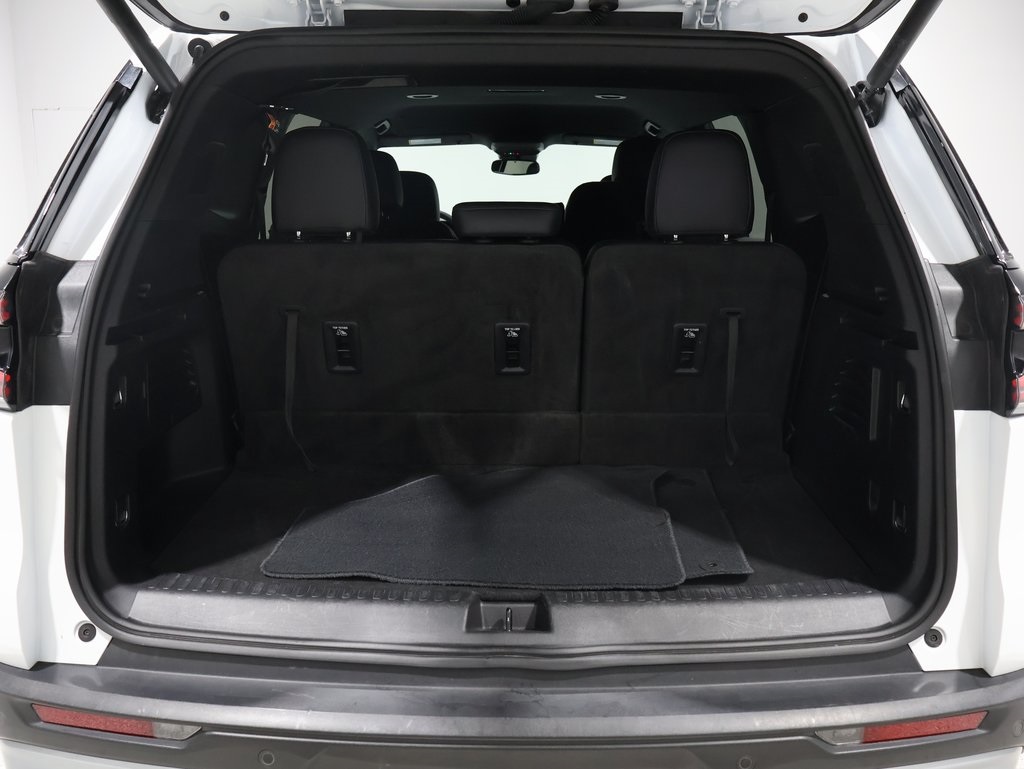 used 2024 GMC Acadia car, priced at $40,000