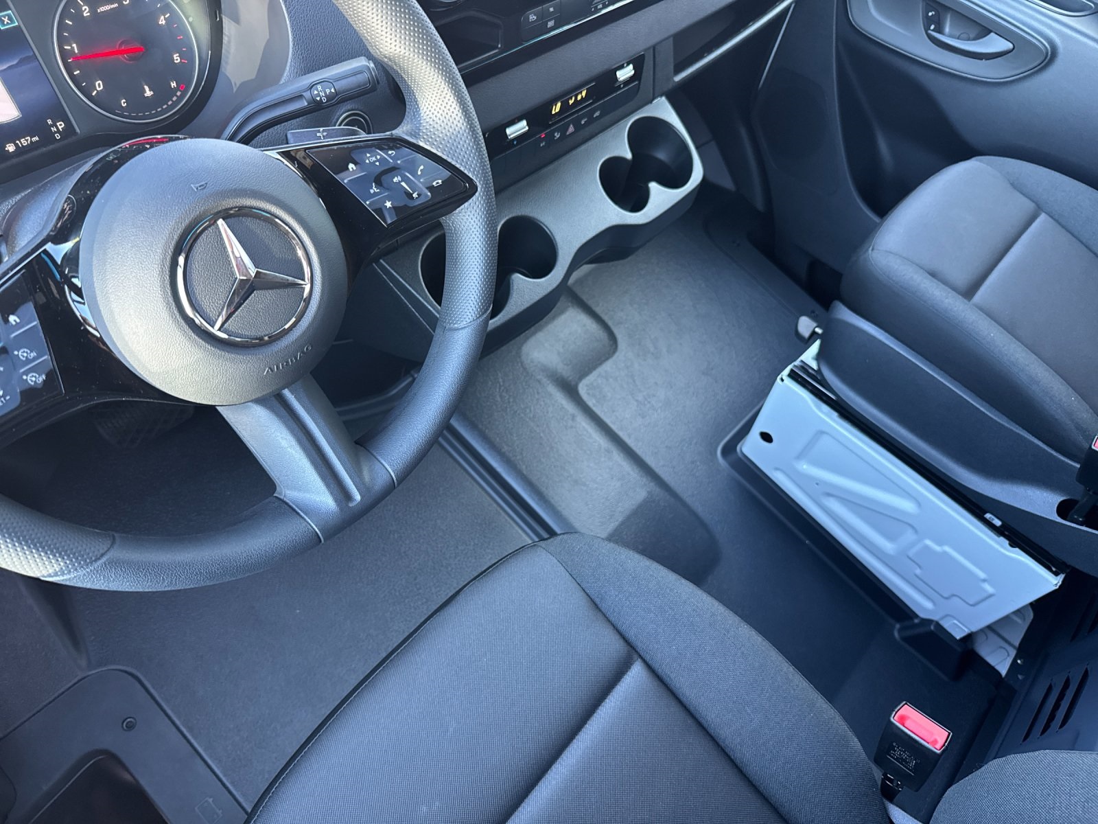 new 2025 Mercedes-Benz Sprinter 2500 car
