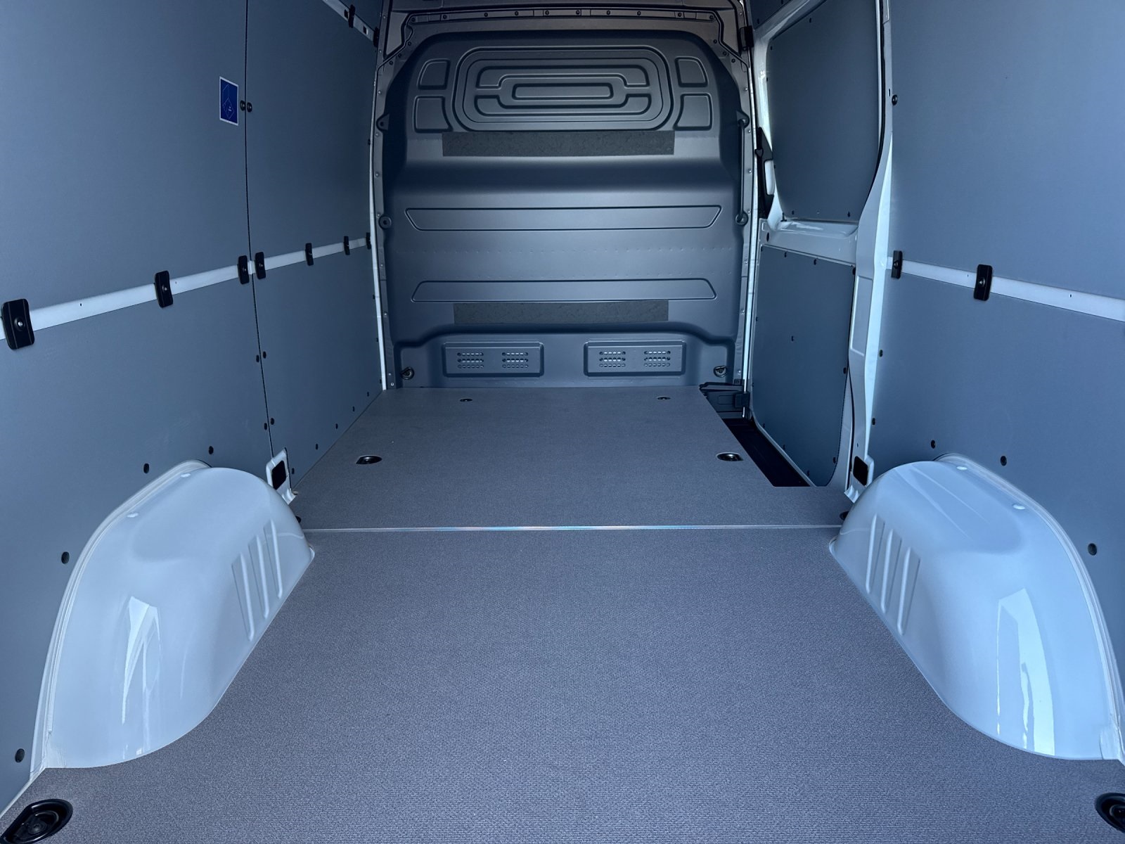 new 2025 Mercedes-Benz Sprinter 2500 car