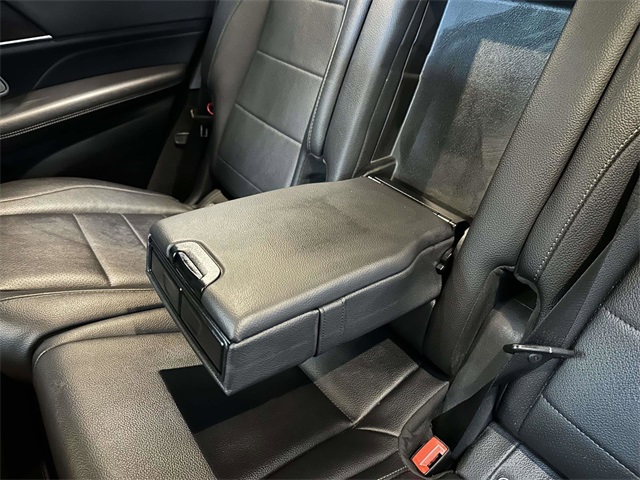 used 2022 Mercedes-Benz GLS car, priced at $54,991