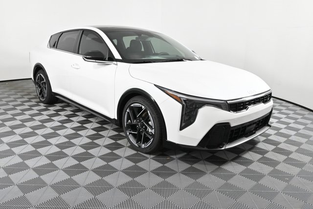 new 2025 Kia K4 car, priced at $29,413