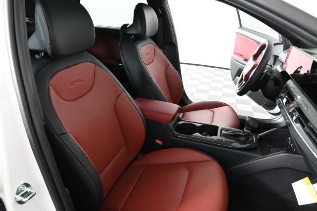 new 2025 Kia K4 car, priced at $29,413