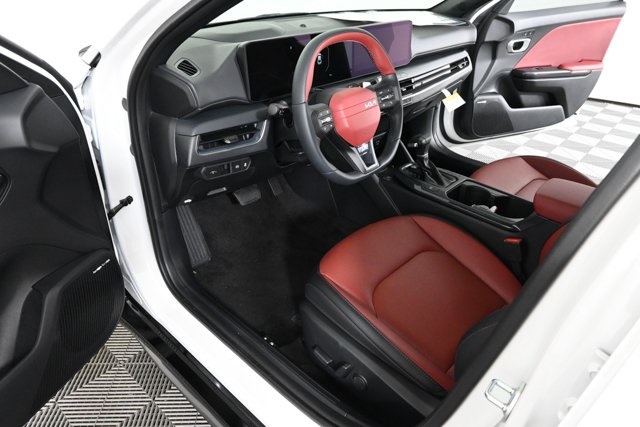 new 2025 Kia K4 car, priced at $29,413