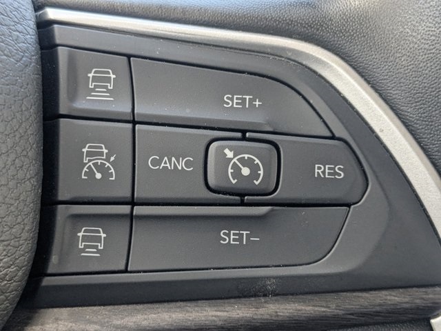 used 2022 Jeep Grand Cherokee car, priced at $28,249