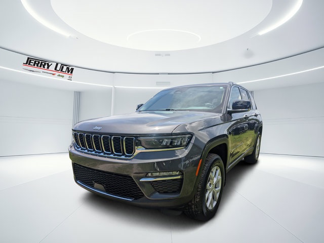 used 2022 Jeep Grand Cherokee car, priced at $28,249