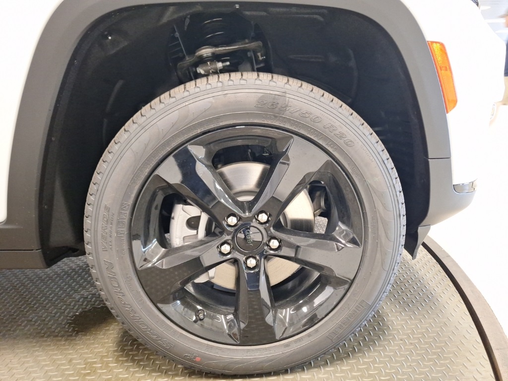 new 2025 Jeep Grand Cherokee L car, priced at $50,167