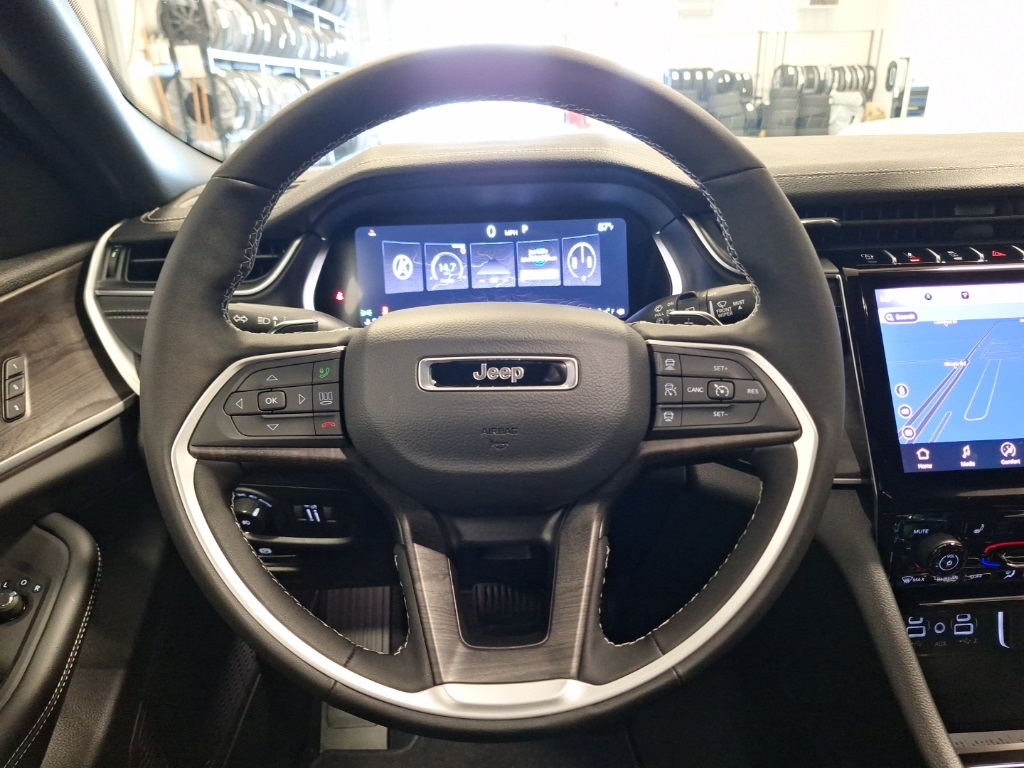 new 2025 Jeep Grand Cherokee L car, priced at $50,167