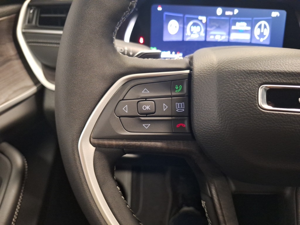 new 2025 Jeep Grand Cherokee L car, priced at $50,167