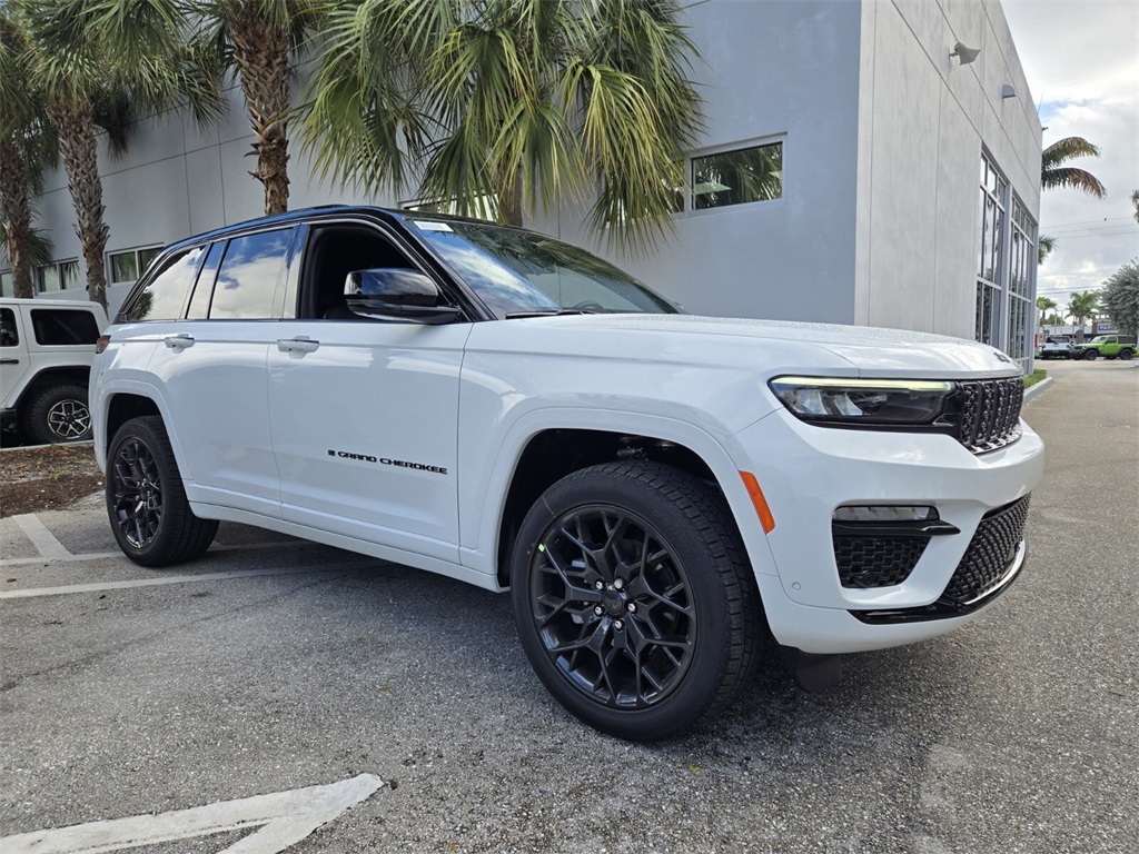 new 2025 Jeep Grand Cherokee car, priced at $68,075