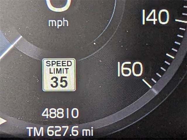 used 2019 Volvo XC40 car, priced at $24,981