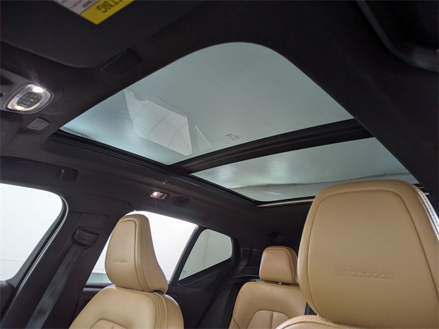 used 2019 Volvo XC40 car, priced at $24,981