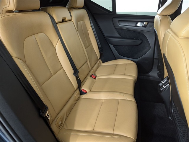 used 2019 Volvo XC40 car, priced at $24,981