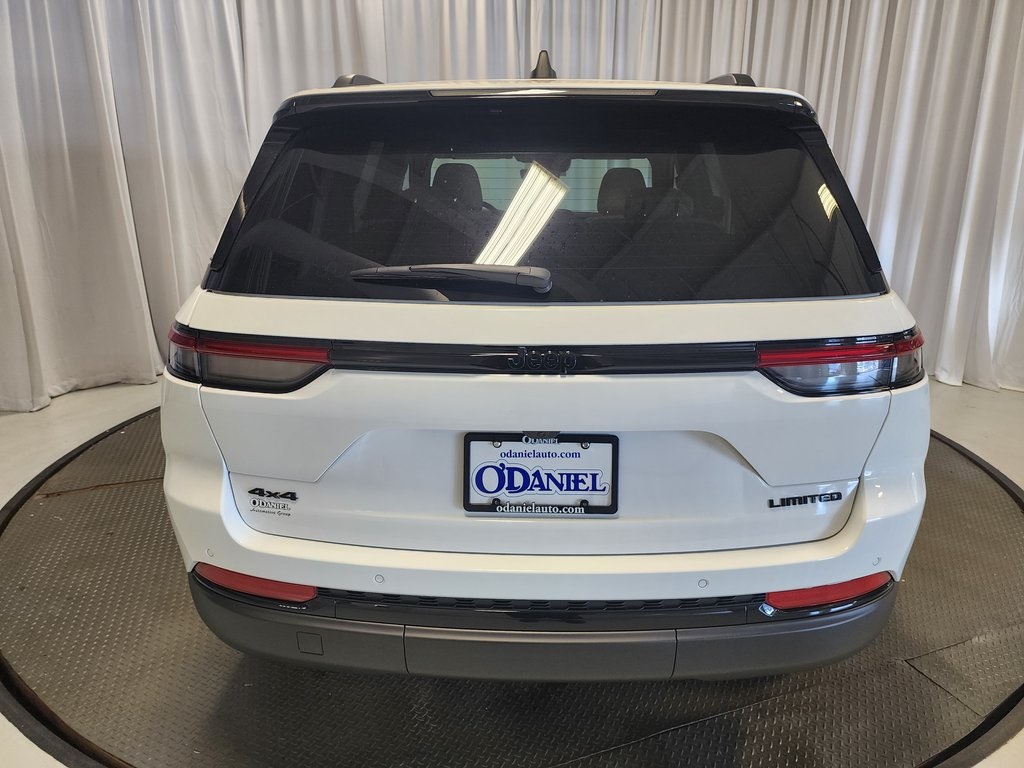 new 2025 Jeep Grand Cherokee car, priced at $47,885