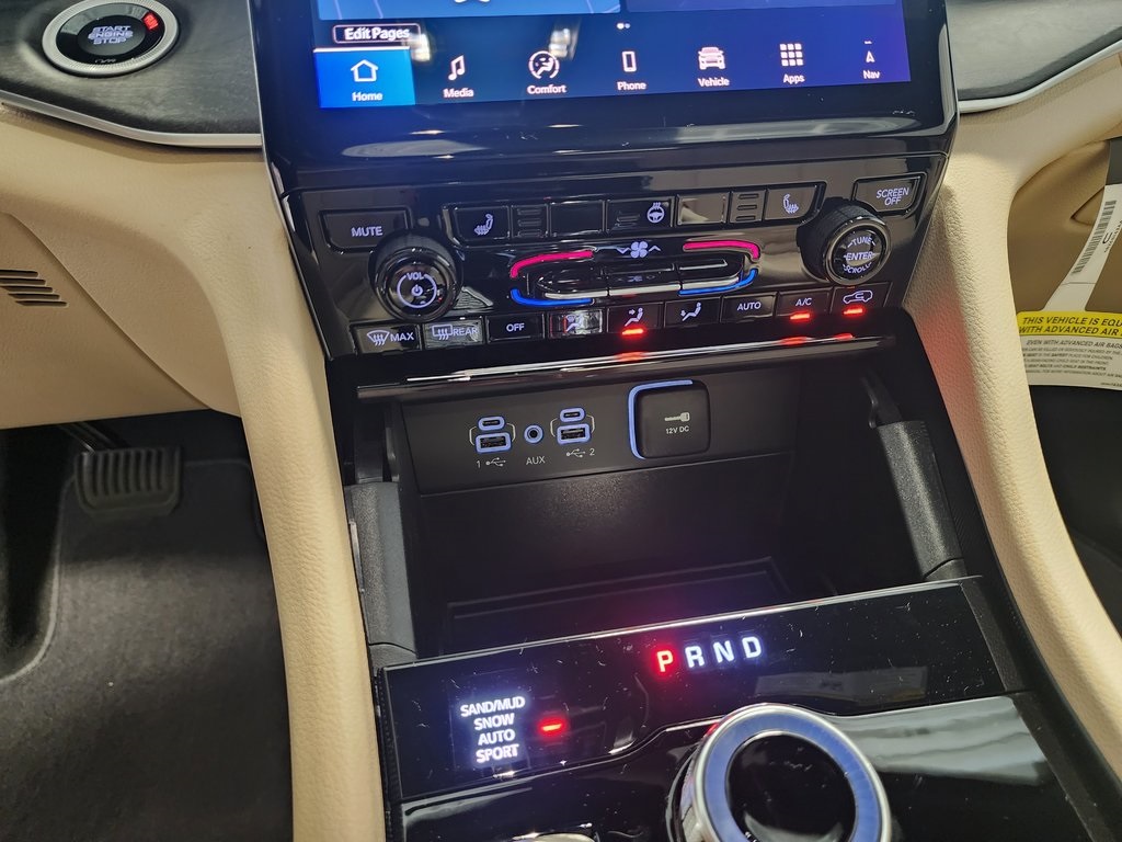 new 2025 Jeep Grand Cherokee car, priced at $47,885