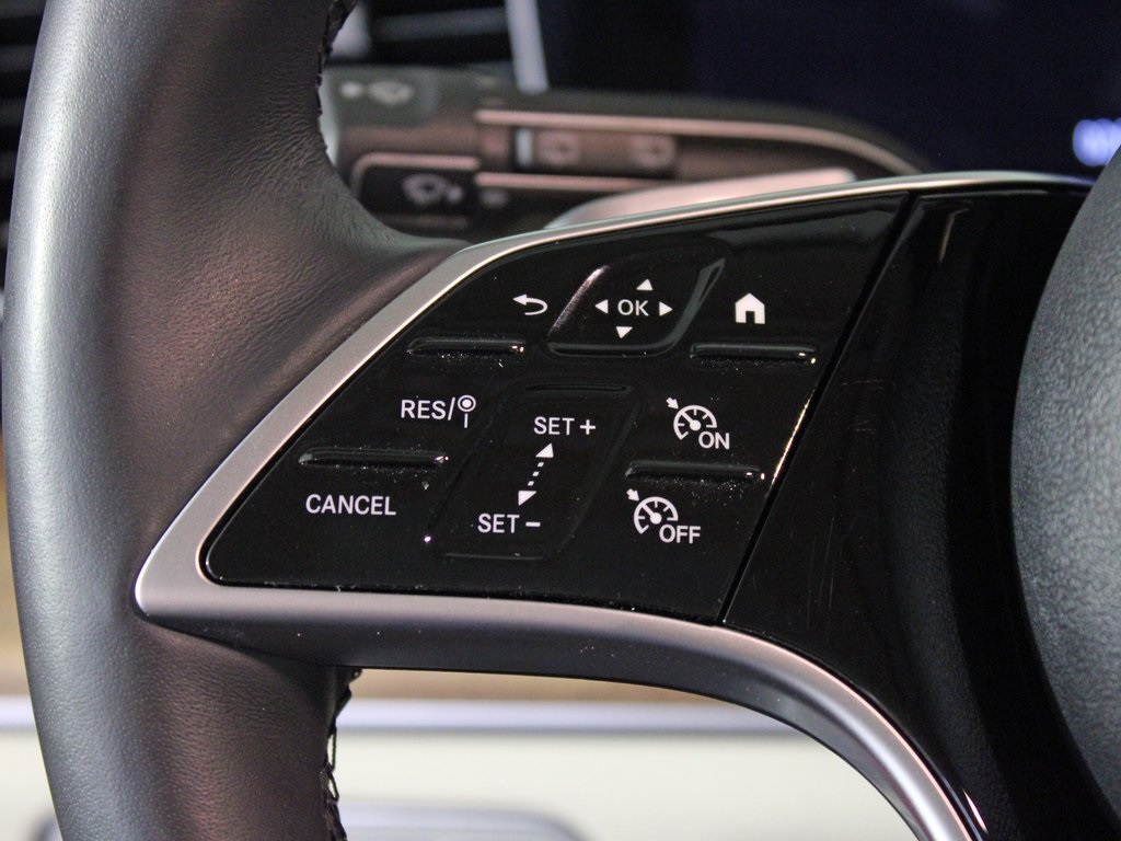 used 2024 Mercedes-Benz GLE car, priced at $60,998