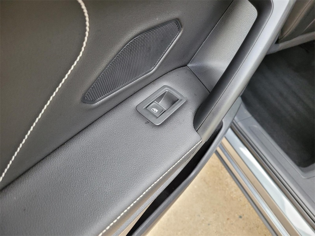 used 2022 Volkswagen Tiguan car, priced at $21,900