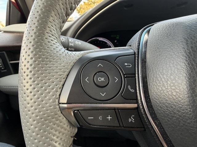 used 2022 Toyota Avalon Hybrid car, priced at $35,959