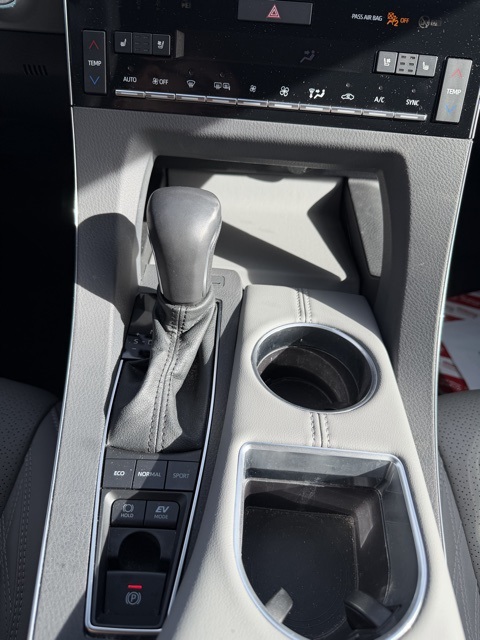 used 2022 Toyota Avalon Hybrid car, priced at $35,959