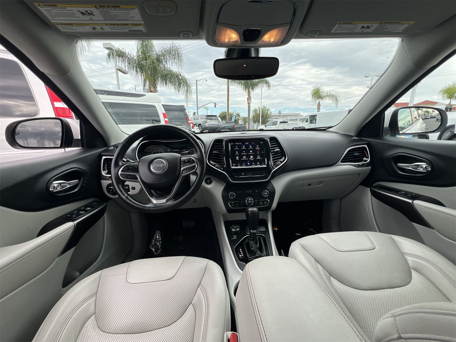 used 2019 Jeep Cherokee car, priced at $17,495