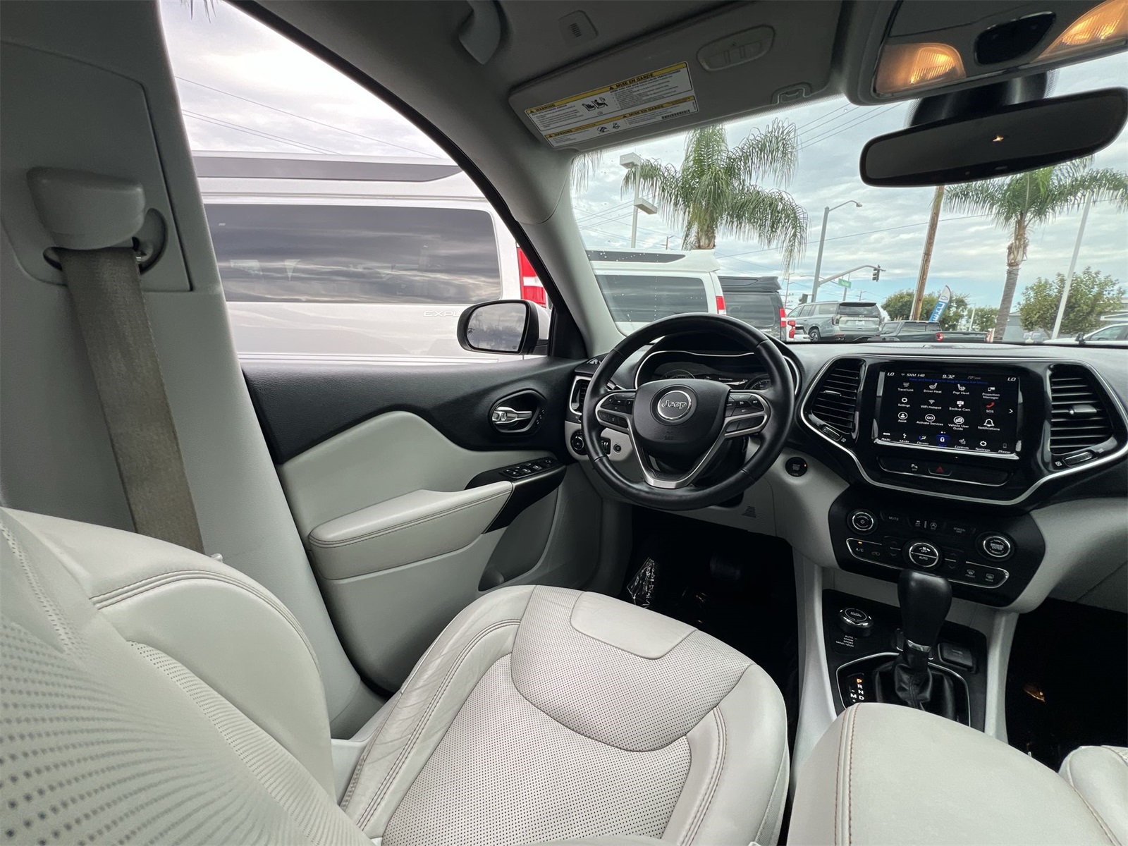 used 2019 Jeep Cherokee car, priced at $17,495