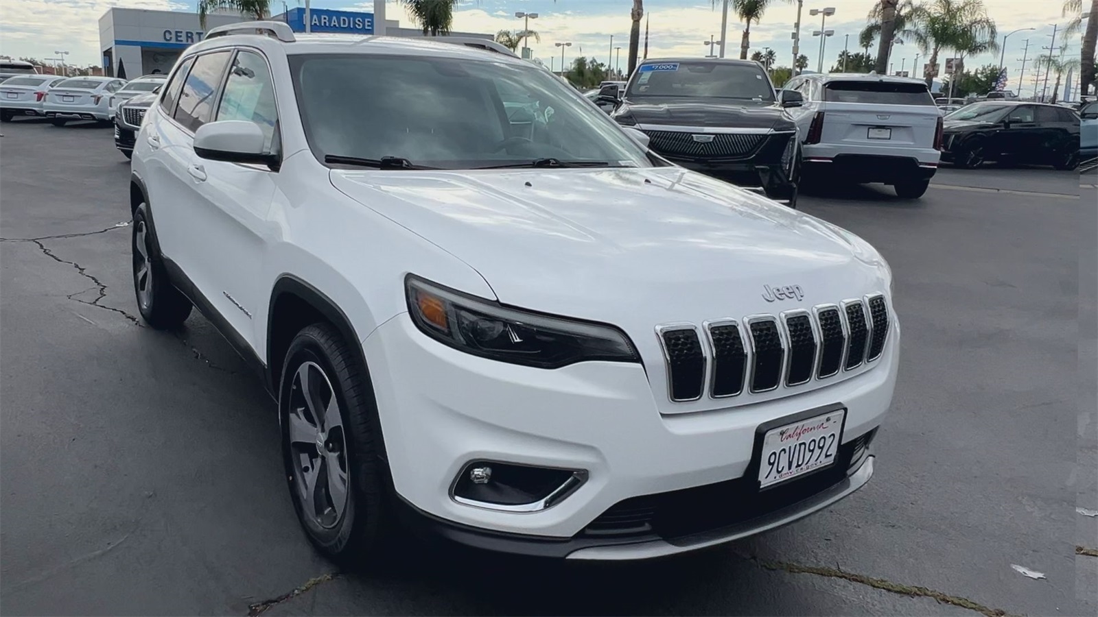 used 2019 Jeep Cherokee car, priced at $17,495