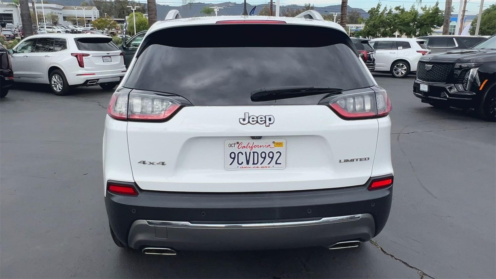 used 2019 Jeep Cherokee car, priced at $17,495