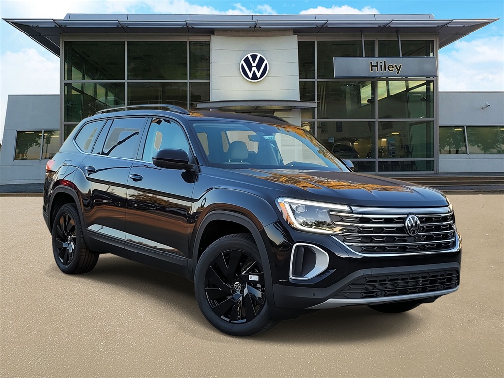 new 2026 Volkswagen Atlas car, priced at $43,783