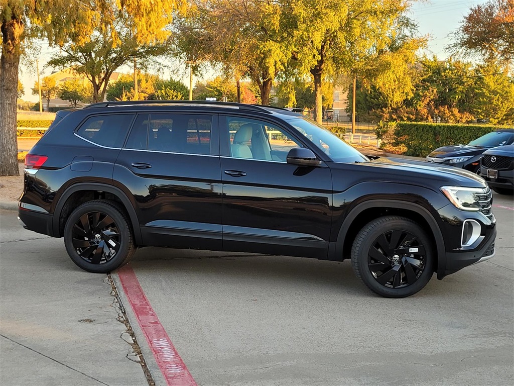 new 2026 Volkswagen Atlas car, priced at $43,783