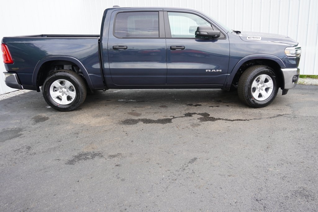 new 2025 Ram 1500 car, priced at $44,482