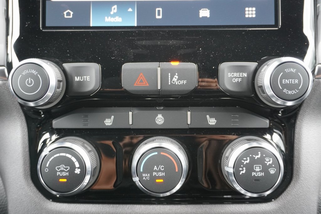new 2025 Ram 1500 car, priced at $44,482