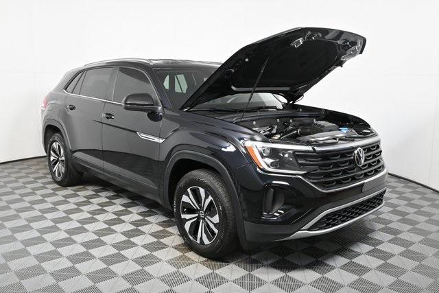 used 2025 Volkswagen Atlas Cross Sport car, priced at $35,900