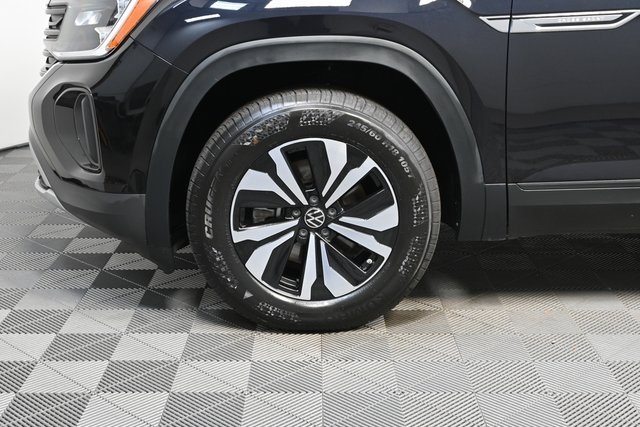 used 2025 Volkswagen Atlas Cross Sport car, priced at $35,900