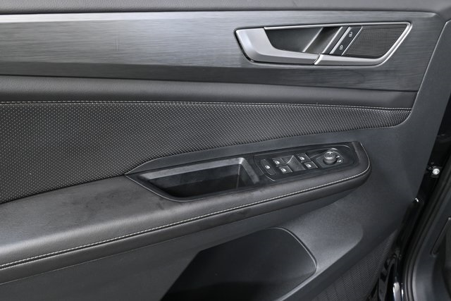 used 2025 Volkswagen Atlas Cross Sport car, priced at $35,900