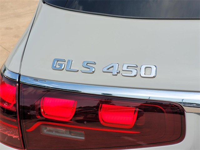 new 2025 Mercedes-Benz GLS car, priced at $101,275