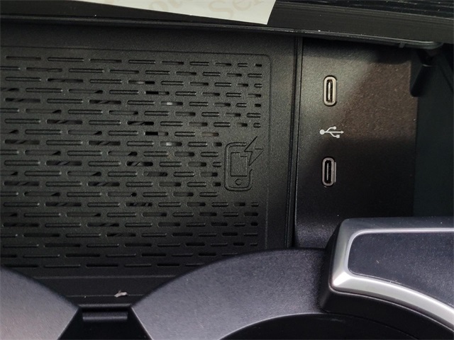 new 2025 Mercedes-Benz GLS car, priced at $101,275